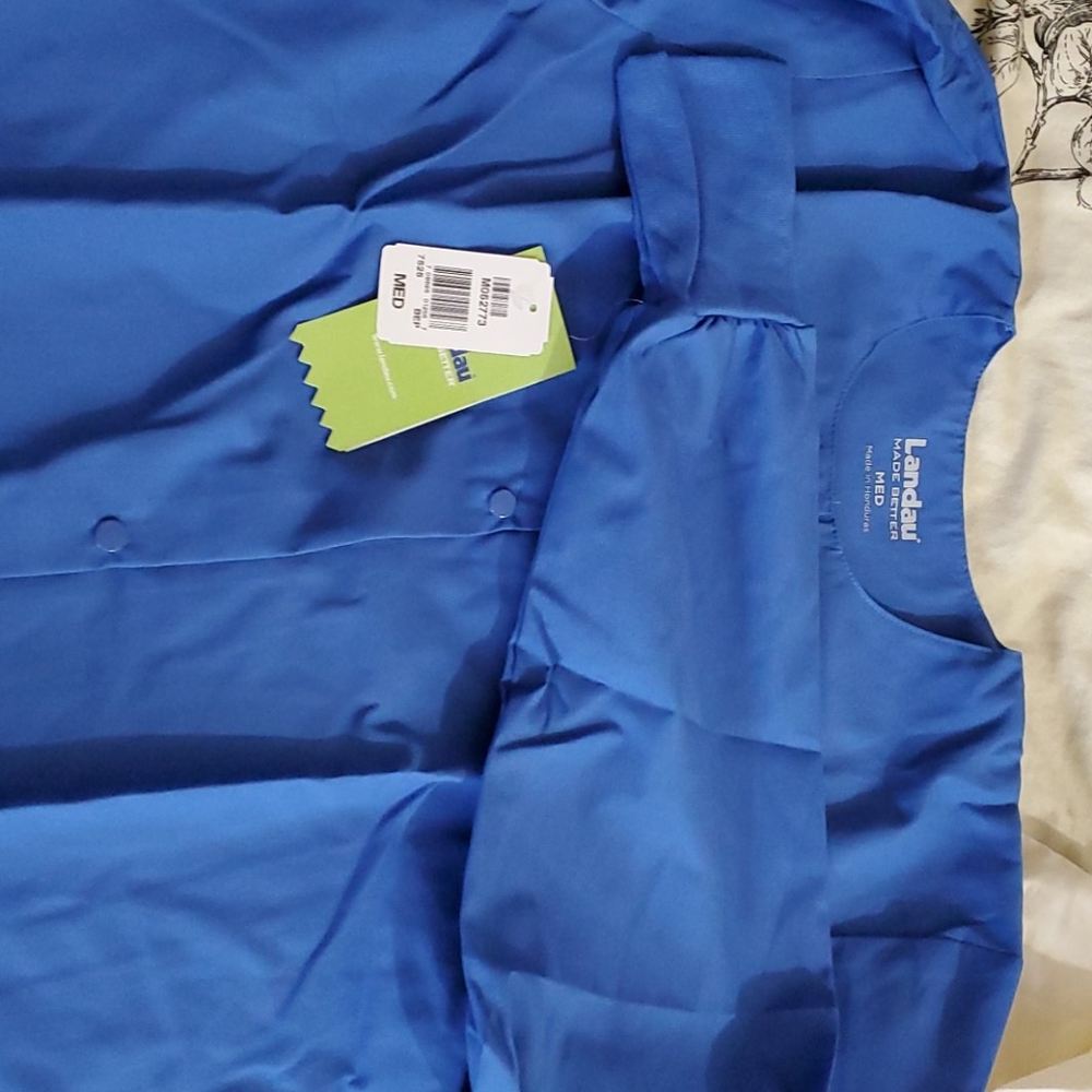 Scrub jacket